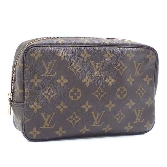 LOUIS VUITTON Handbags - Louis Vuitton Monogram Truss Toilette 23 Women's M47524 Make Clutch Second Bag